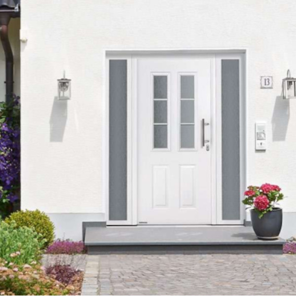 Haust&uuml;r im Landhausstil