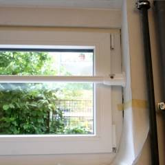 Montierte Sicherungsstange - So machen Sie ihr Fenster sicher! Einbrecher haben keine Chance.