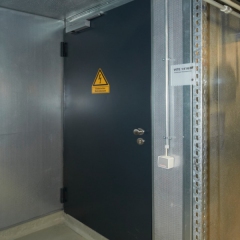 Brandschutzt&uuml;r H&ouml;rmann in Metallst&auml;nderwand 