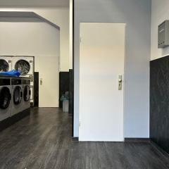 in 3 Wochen haben sie ihre Zimmertür in Weiss Zuhause